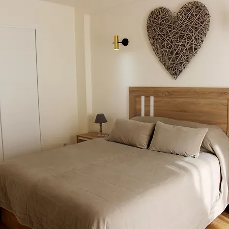 Aparthotel Club Playa Flores 3*